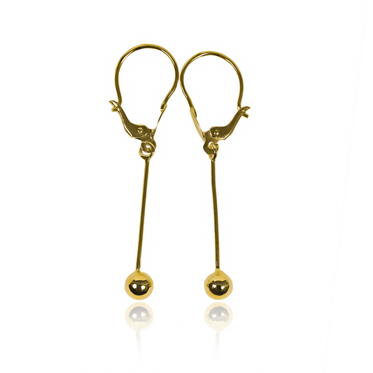 Aretes Sticks and balls es una exquisita joya de oro de 18k de Joyería Caracas que te asegura elegancia y alta calidad. Con una garantía para toda la vida, estos aretes son una inversión que resalta tu estilo y personalidad. Adorna tus orejas con un toque de lujo y refinamiento.