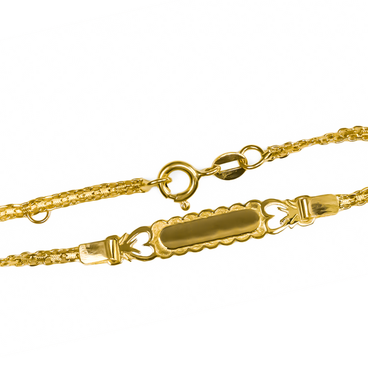 Joyería Caracas con nuestro collar Bismarck Style Nube L. Confeccionado en oro de 18K. Además, cuentas con la garantía de por vida.