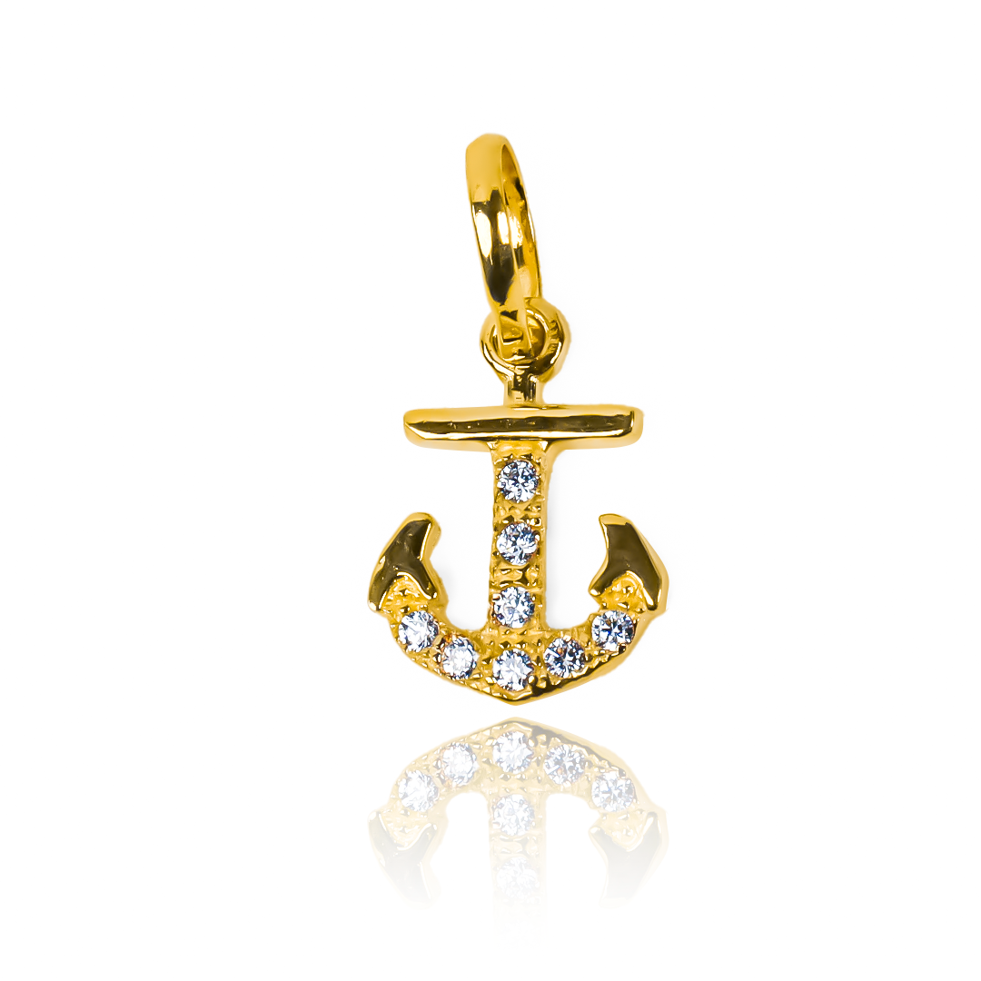 Disfruta de la elegancia y exclusividad con el Dije Anchor S JT. Realizado en Oro 18K y con el respaldo de Joyería Caracas, esta pieza te brinda una garantía de por vida. Llévala contigo y siempre estarás acompañado de lujo y estilo.