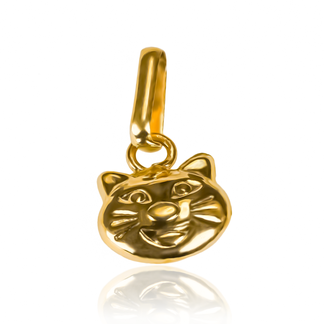 Presentamos nuestro exclusivo Dije Gatito M JT bañado en oro de 18K, una joya de nuestra prestigiosa colección de Joyería Caracas. Con garantía de por vida, esta pieza es elegante y duradera, una verdadera obra de arte que complementará tu estilo con un toque de lujo.