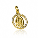 Déjate cautivar por la elegancia y exclusividad del Dije Guadalupe marco cristales I. Confeccionado en oro 18K por Joyería Caracas, este dije no solo es una obra de arte, sino también una garantía para toda la vida. Haz que tu estilo brille con este accesorio de lujo.