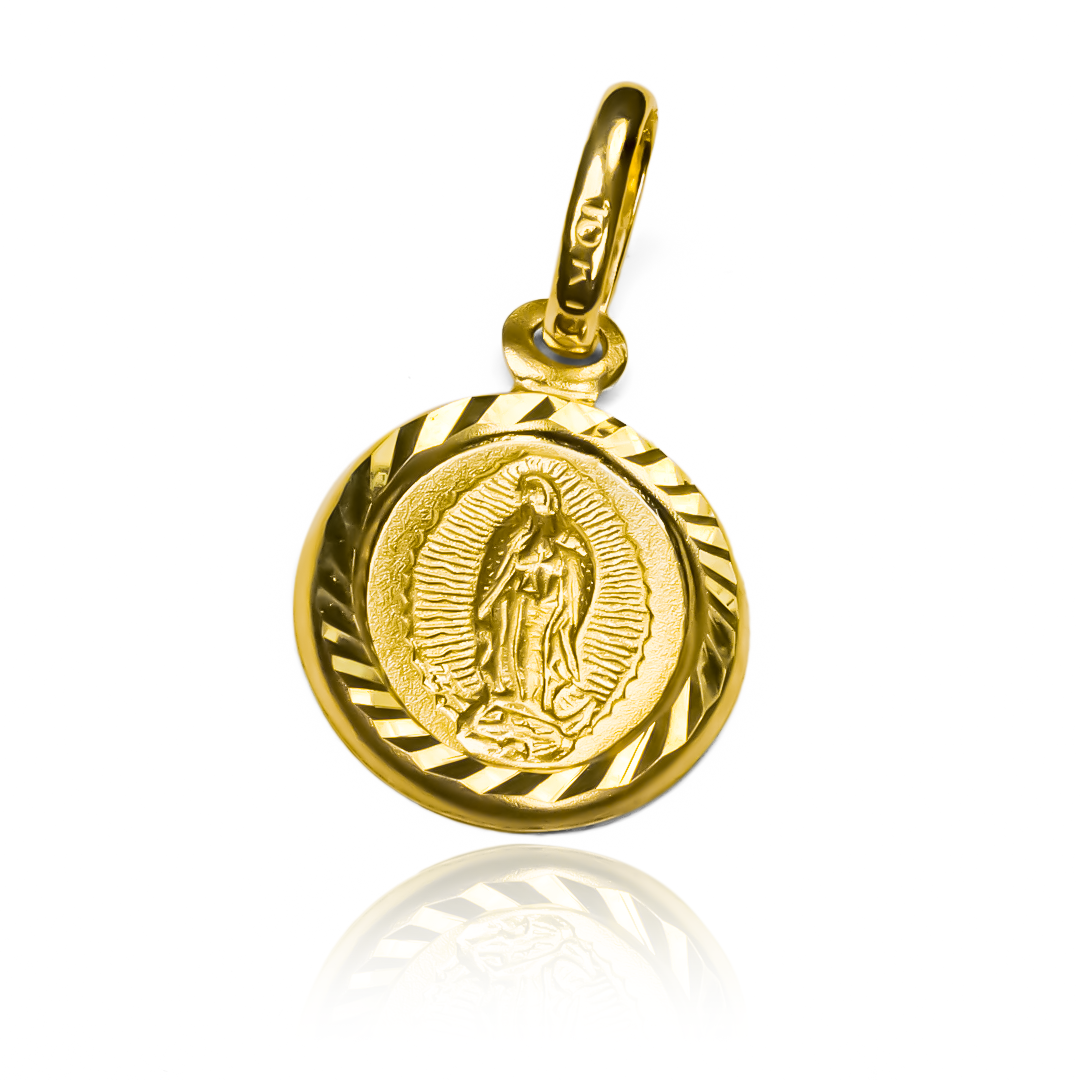 El Dije Guadalupe marco diamantado M I es una joya única, hecha de Oro 18K por los expertos en Joyería Caracas. Con su diseño elegante y detalles en diamantes, esta pieza es una verdadera obra de arte. Además, viene con una garantía para toda la vida, asegurando que la calidad y belleza de este dije durará para siempre. Un lujo exclusivo y sofisticado que no querrá dejar pasar.