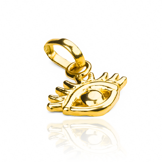 Con el dije Ojo turco JT de oro 18K de Joyería Caracas, protege tu suerte y estilo con esta pieza exclusiva de garantía para toda la vida. Un accesorio de lujo que refleja elegancia y sofisticación en tu look.