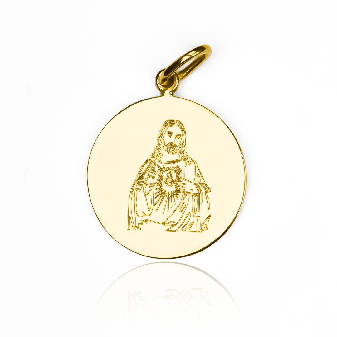 Personaliza tu estilo con el lujoso dije de Oro 18K con la Placa Sagrado Corazón de Joyería Caracas. Esta pieza exclusiva no solo es elegante, sino que también viene con garantía de por vida para ser una pieza atemporal en tu colección. Expresa tu devoción con estilo.