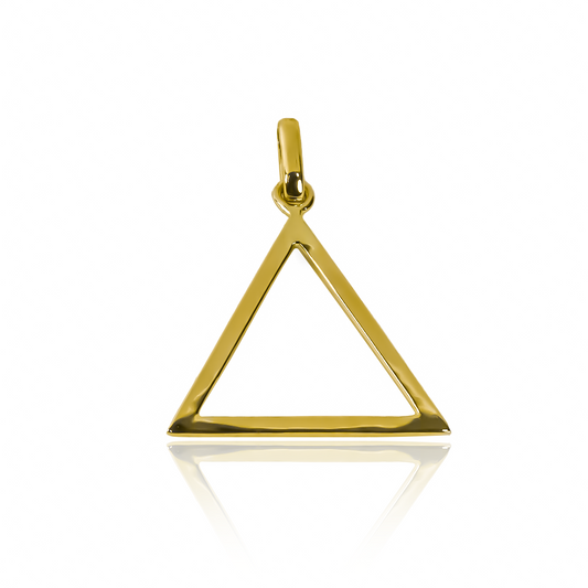 Dije Triangle de la prestigiosa Joyería Caracas de oro 18K, cuenta con garantía de por vida. 