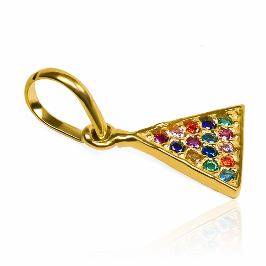 Dije Triangle multicolor JT, hecho con oro de 18K creando una pieza de joyería exclusiva de Joyería Caracas. Garantía para toda la vida. Encierra tu estilo con esta pieza única de arte y sofisticación.