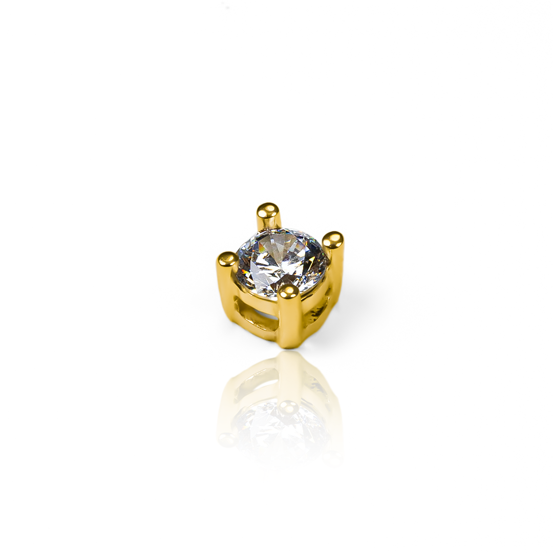 Dije pasante #4, elaborado con oro de 18K, de la exclusiva Joyería Caracas. Con garantía para toda la vida, este elegante dije representa un símbolo de lujo y sofisticación en tu joyero.