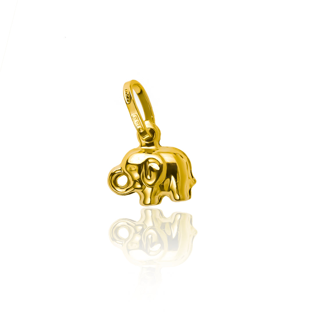 Dije Elefante I. Hecho de oro 18K y diseñado por Joyería Caracas, este dije es una representación de lujo y exclusividad. Con garantía para toda la vida.