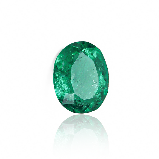 Descubre la elegancia y belleza de Esmeralda 010 de Joyería Caracas. Con su garantía de por vida, esta piedra preciosa es un tesoro para toda la vida. Sumérgete en la exclusividad y suntuosidad de esta joya de lujo.