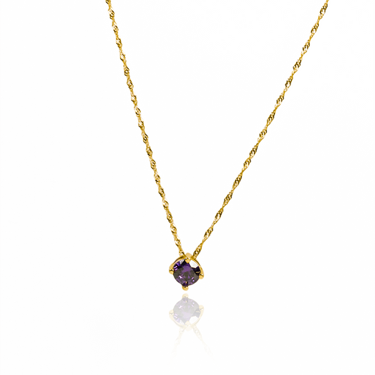 Descubre la elegante Gargantilla singapur 45 Pasante #5 violet de Oro 18K por Joyería Caracas. Con garantía para toda la vida, esta pieza es un símbolo de lujo y estilo que te acompañará siempre. Haz una declaración de exclusividad con esta joya única.