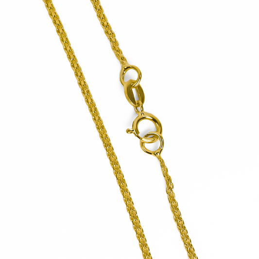 Esta elegante pulsera Bismarck SS 19 es la perfecta combinación de lujo y durabilidad. Hecha de oro 18K, esta pieza de Joyería Caracas se convertirá en un clásico en tu colección. Con garantía para toda la vida, es la inversión perfecta en elegancia y calidad.