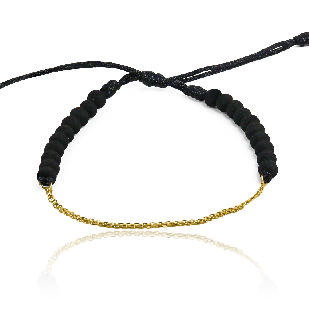 Descubra la belleza artesanal con nuestra Pulsera Bismarck Style - Tejida. Hecha de oro 18K y con la garantía de Joyería Caracas, esta pulsera es una adición elegante y duradera a su colección de joyas. Con un estilo atemporal y una calidad impecable, esta pulsera le acompañará de por vida.