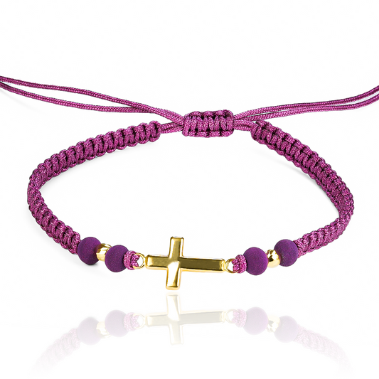 Siente la elegancia y exclusividad con nuestra Pulsera Cruz L + esferas facetadas #3 x2. Hecha con oro 18K de la prestigiosa Joyería Caracas, garantizada para toda la vida. Haz una declaración de estilo con esta pieza única y sofisticada.