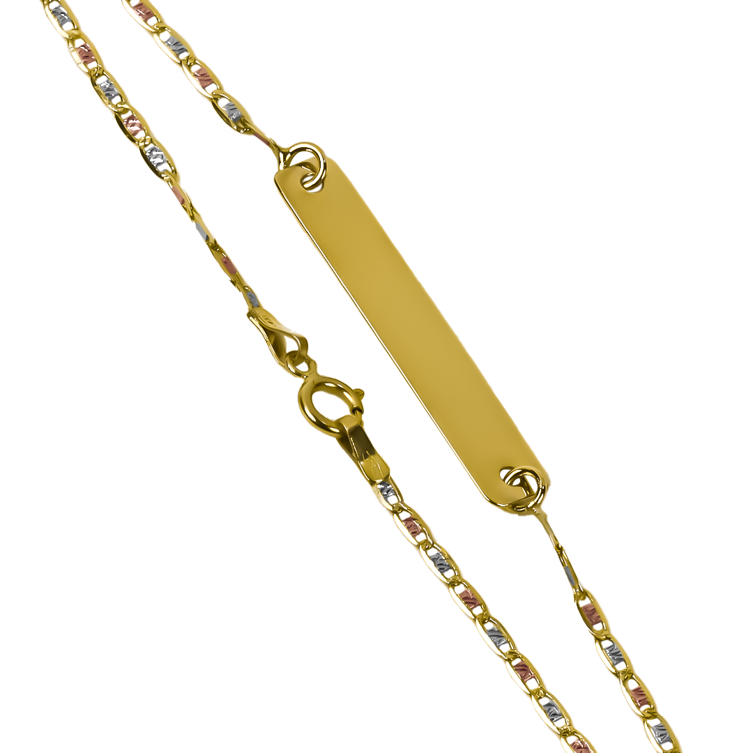 Llévate la exclusiva Pulsera Escalera 3 oros de Joyería Caracas, hecha de oro 18K y con un estilo plane que hará resaltar tu elegancia. ¡Con garantía para toda la vida, este accesorio de lujo es una inversión que no puedes dejar pasar!