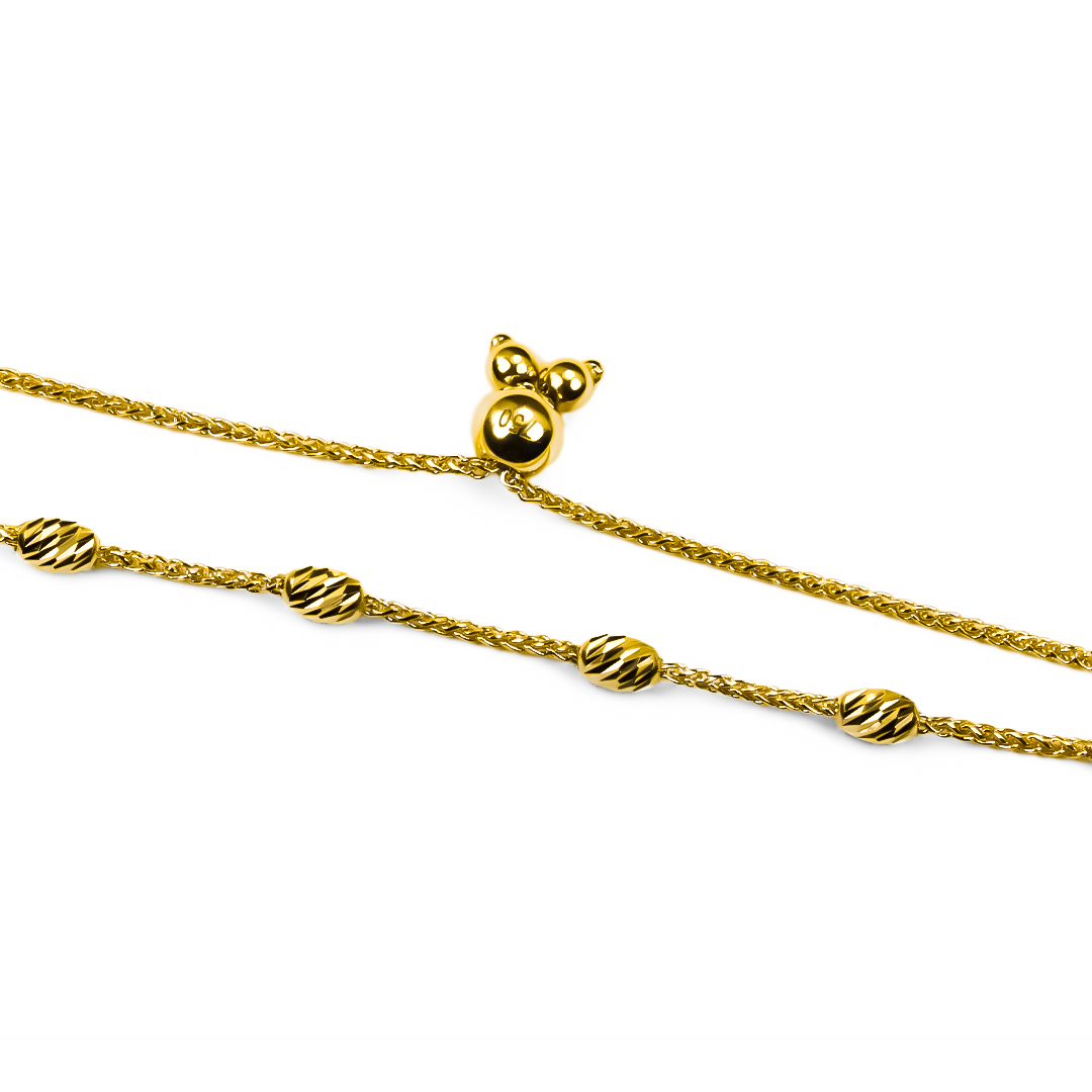 Descubre la elegancia de nuestra Pulsera Óvalos facetados I de oro 18K de Joyería Caracas. Su diseño exclusivo y los óvalos facetados la convierten en una pieza única, ideal para complementar tu estilo. Con garantía para toda la vida, esta pulsera es una inversión en tu belleza y sofisticación.