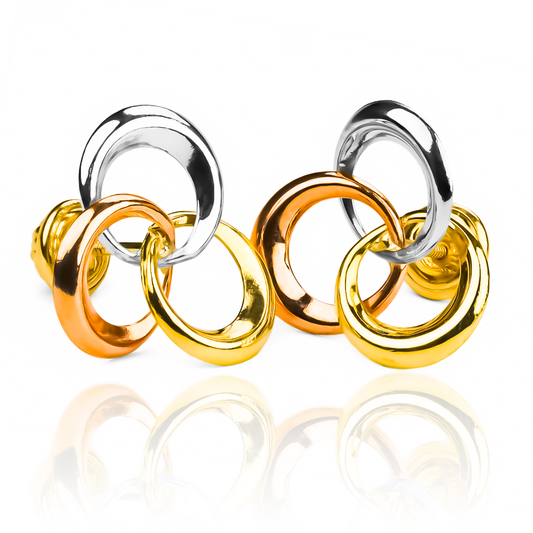 Los Topitos Espiral Aros 3oros XL son la pieza perfecta para añadir un toque de elegancia a cualquier atuendo. Confeccionados en oro de 18 quilates, estos aros de Joyería Caracas destacan por su calidad y durabilidad, respaldados por una garantía de por vida. Eleva tu estilo con estos exclusivos aros en espiral.