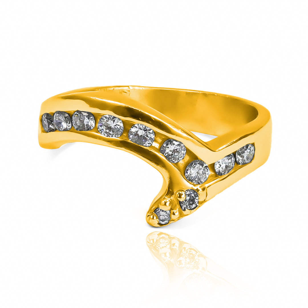  Anillo Diamonds eternal. Hecho con oro de 18 quilates, este hermoso diseño de Joyería Caracas cuenta con un certificado de calidad y garantía de por vida. 