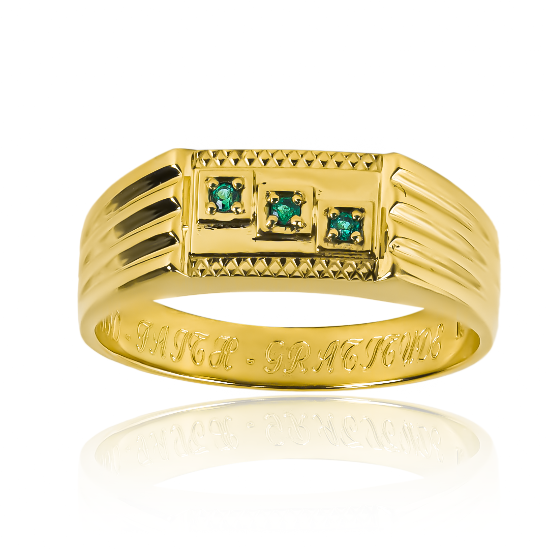 Descubre la elegancia y exclusividad del anillo diagonal emerald de Joyería Caracas. Con su diseño único, realizado en oro 18k, y la garantía de por vida que ofrece, este anillo es perfecto para añadir un toque de lujo a cualquier atuendo.