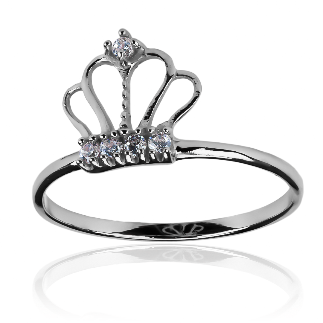 Complementa tu estilo con nuestro Anillo Special Crown, hecho con joyería Caracas en oro 18K y con un diseño único de anillo pequeño de estrella. Una pieza exclusiva con garantía de por vida para añadir un toque de elegancia a tus atuendos.