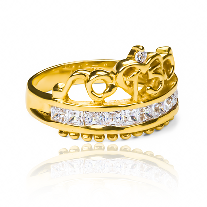 Anillo Classic Crown de Joyería Caracas. Hecho con oro 18k de la más alta calidad y con una garantía de por vida.