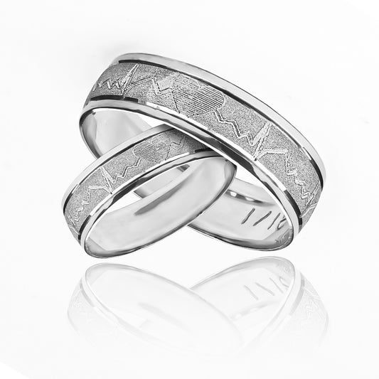 anillos de boda de oro de 18 k en Joyería Caracas, diseñados para capturar el latido de su amor. Cada anillo viene con un certificado de calidad que garantiza su autenticidad y durabilidad a lo largo de toda la vida. 