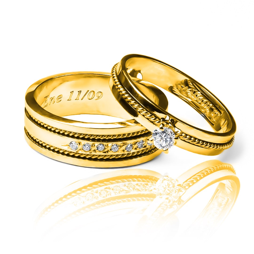 anillos de boda Junctus de Joyería Caracas! Estos elegantes anillos están hechos de oro de 18k, con certificado de calidad y garantía para toda la vida, garantizando que su amor perdure por siempre.