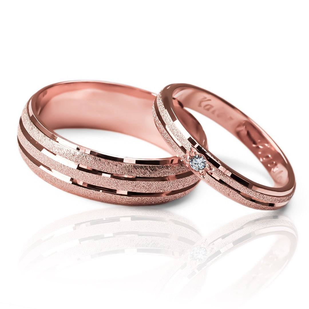 anillos de boda románticos doce en Joyería Caracas. Hechos con oro de 18 quilates, estos anillos están diseñados para durar toda la vida y vienen con un certificado de calidad y garantía.