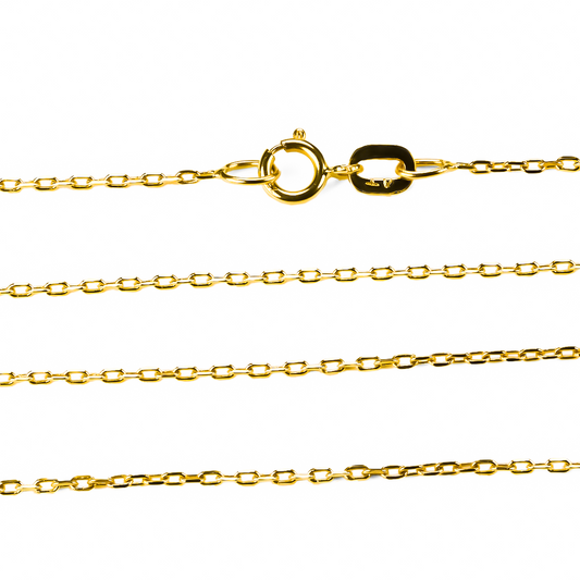 cadena seguida skinny 40 I es el accesorio perfecto para elevar cualquier atuendo. Fabricada en oro 18k de alta calidad y con la garantía para toda la vida de joyería Caracas, te asegurará un estilo elegante y exclusivo.