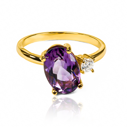 Anillo Purple Sky, hecho de oro 18k con certificado de calidad y garantía de por vida, esta Joyería Caracas es una elección sofisticada y exclusiva para un momento tan especial. 