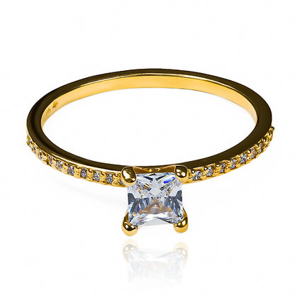 anillo de compromiso princess ring es la joyería caracas perfecta para sellar su amor eterno. Hecho de oro 18 k con certificado de calidad y garantía para toda la vida, refleja la belleza y el lujo que merece su compromiso.