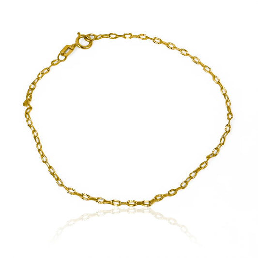 Pulsera Classic F en Oro 18K. Diseñada por Joyería Caracas, esta joya será un tesoro para toda la vida. Con su garantía de por vida.